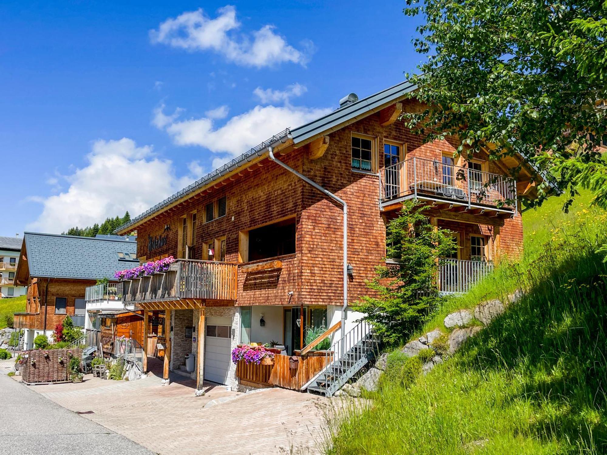 Apartmán Damuelser Holzhus Exteriér fotografie